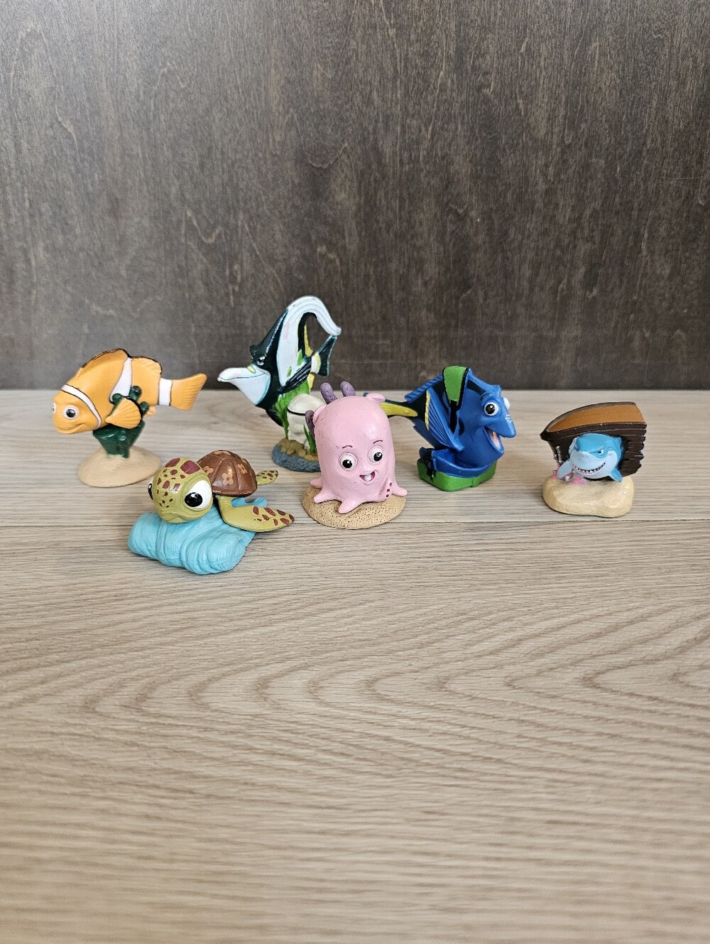Disney Parks Store Finding Nemo & Dory PVC Figurine Lot of 6